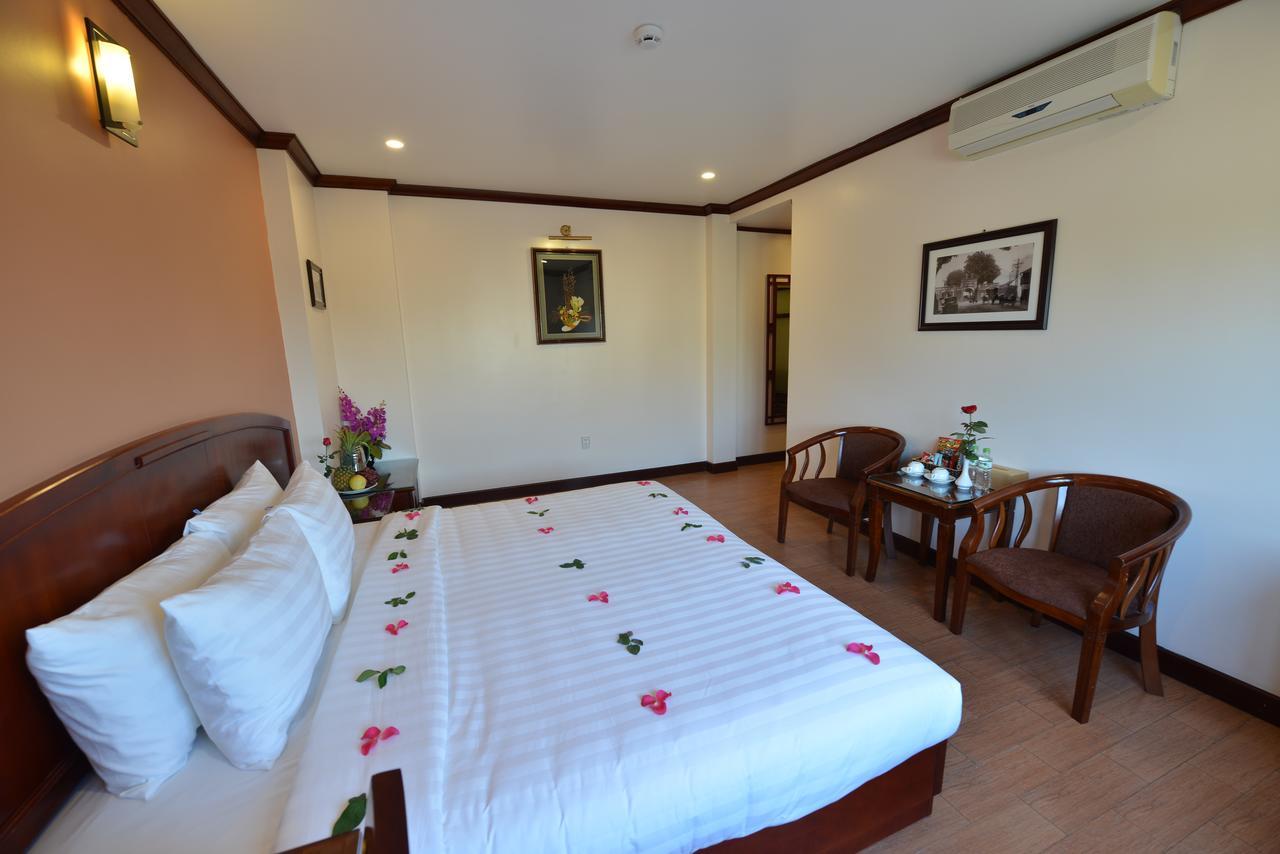 Blue Hanoi Inn Legend Hotel Exterior photo